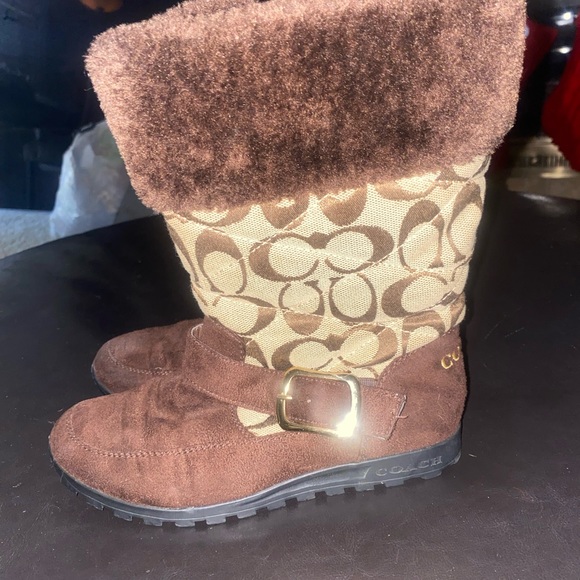 Super cute Coach boots size 5.5 - Picture 7 of 8